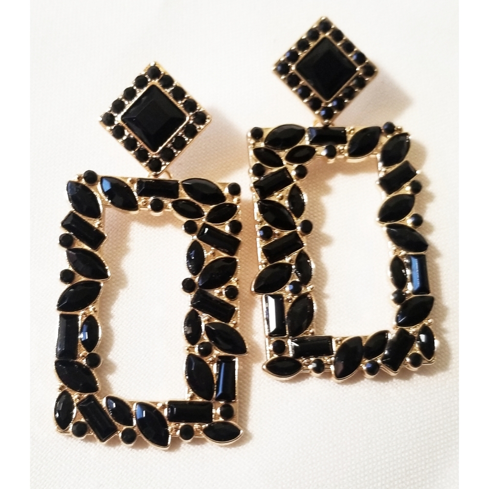 "Chasing Dreams" Earrings in Black